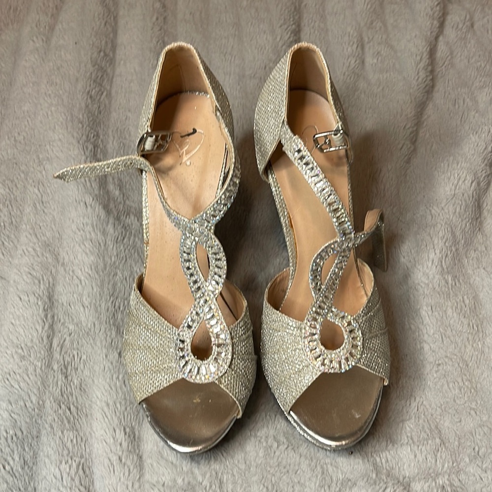 Prom heels - Picture 1 of 2